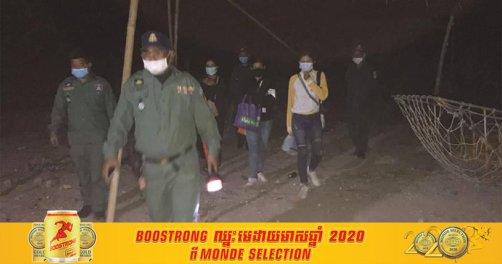 ឃាត់ខ្លួនពលករខ្មែរ១៥នាក់ ឆ្លងដែនចូលប្រទេសដោយខុសច្បាប់ និងជនជាតិថៃម្នាក់ចាកចេញពីប្រទេសកម្ពុជា