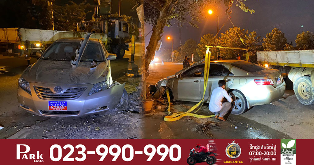 កាមេរីហាយប្រ៊ីតស្លាកលេខខេមរភូមិន្ទ បោះពួយបុកគល់ឈើនិងបង្គោលភ្លើងពេញទំហឹង នៅក្បែរប៉ុស្តិ៍កំពង់សំណាញ់