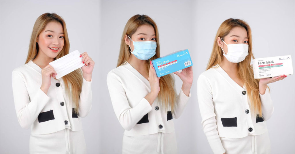 សូមពាក់ម៉ាស់ HealthFirst PP ដែលមានឡូហ្គោ អក្សរA ដើម្បីការពារអ្នក ពីCOVID 19