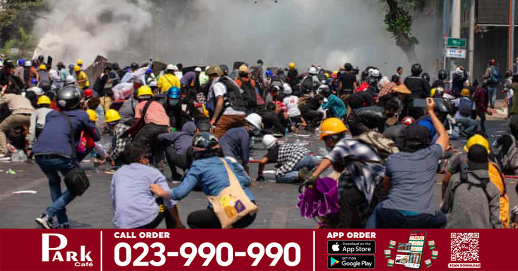 បាតុកម្មប្រឆាំងនឹងរដ្ឋប្រហារយោធានៅប្រទេសមីយ៉ាន់ម៉ានៅតែបន្ត ខណៈចំនួនអ្នកស្លាប់នៅក្នុងការតវ៉ាបានកើនលើសពី ៥០នាក់ហើយ