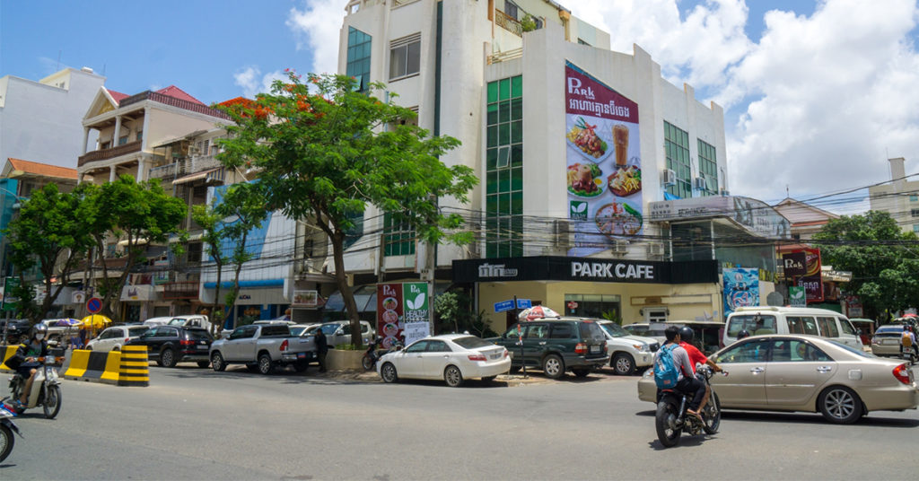 ផាកកាហ្វេសន្ធរម៉ុក បានបើកដំណើរដូចធម្មតាវិញ ដោយមានការបញ្ជាក់ពីរដ្ឋបាលរាជធានីភ្នំពេញ