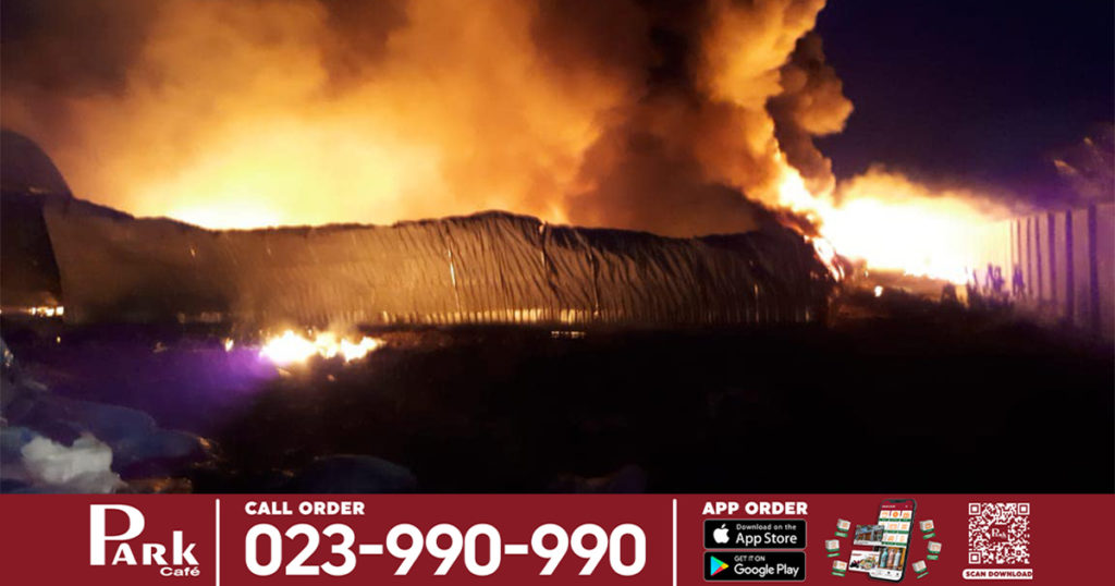 ខណៈពេលនេះអគ្គិភ័យកំពុងឆាបឆេះរោងចក្រកាត់ស្នោមួយកន្លែង នៅស្រុកសំរោង ខេត្តតាកែវ