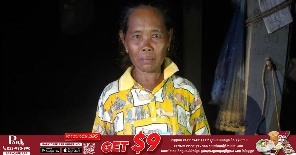 ស្ត្រីជនជាតិខ្មែរឡាវនៅខេត្តស្ទឹងត្រែង ជាអ្នកទី៨លាន ដែលបានចាក់វ៉ាក់សាក់ Johnson & Johnson