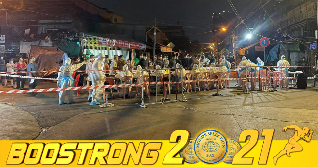 ទៀតហើយ! ក្រុមគ្រូពេទ្យចុះយកសំណាកទាំងយប់នៅម្តុំលក់គ្រឿងឡាន ក្នុងសង្កាត់ផ្សារដេប៉ូទី១ ក្រោយមានអ្នកពាក់ព័ន្ធវិជ្ជមានជំងឺកូវីដ-១៩ បំប្លែងថ្មី Delta