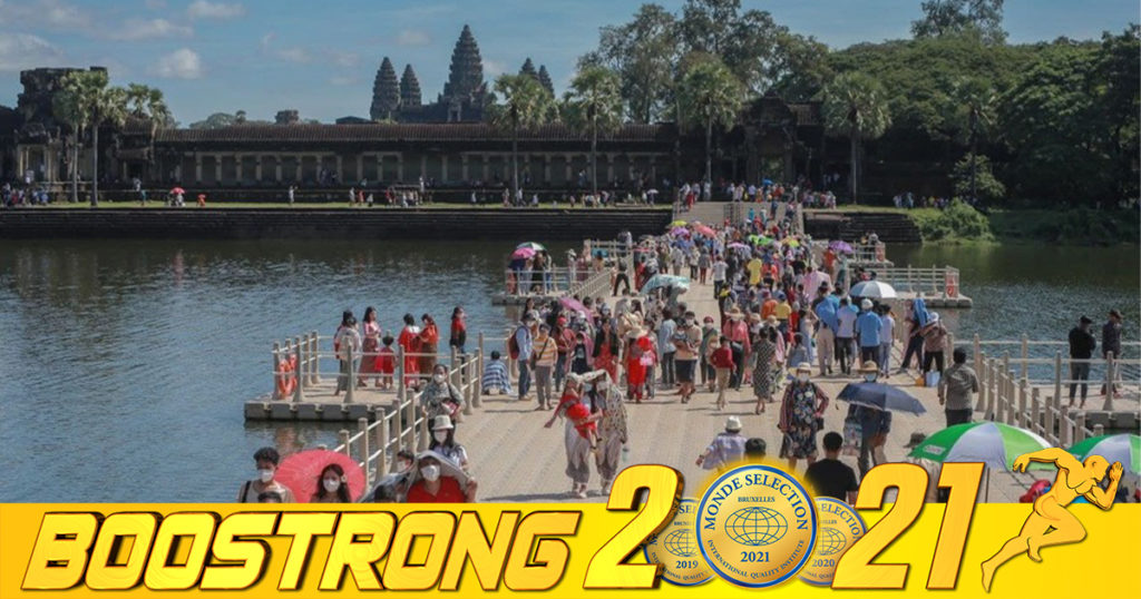 រយៈពេល០៣ថ្ងៃនៃពិធីបុណ្យអុំទូក ខេត្តសៀមរាបទទួលបានភ្ញៀវទេសចរប្រមាណជិត១២ម៉ឺននាក់