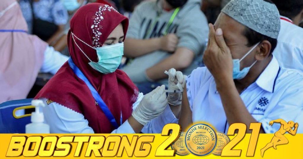 បុរសម្នាក់ស៊ីឈ្មួលចាក់វ៉ាក់សាំងកូវីដជំនួសគេជាថ្នូរនឹងប្រាក់ជិត ៦០ដុល្លារសម្រាប់ការចាក់មួយដូស ខណៈរូបគាត់បានចាក់រហូតដល់ ១៦ដូស