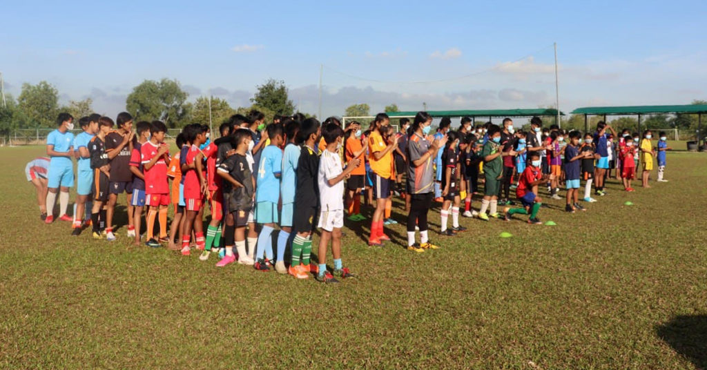 អង្គការផ្កាយសមុទ្រកម្ពុជាស្វាគមន៍យុវជនកម្ពុជា១០០នាក់មកចូលរួមព្រឹត្តិការណ៍បាល់ទាត់ ឧបត្ថម្ភដោយក្រុមហ៊ុន អេ អាយ អេ ខេមបូឌា
