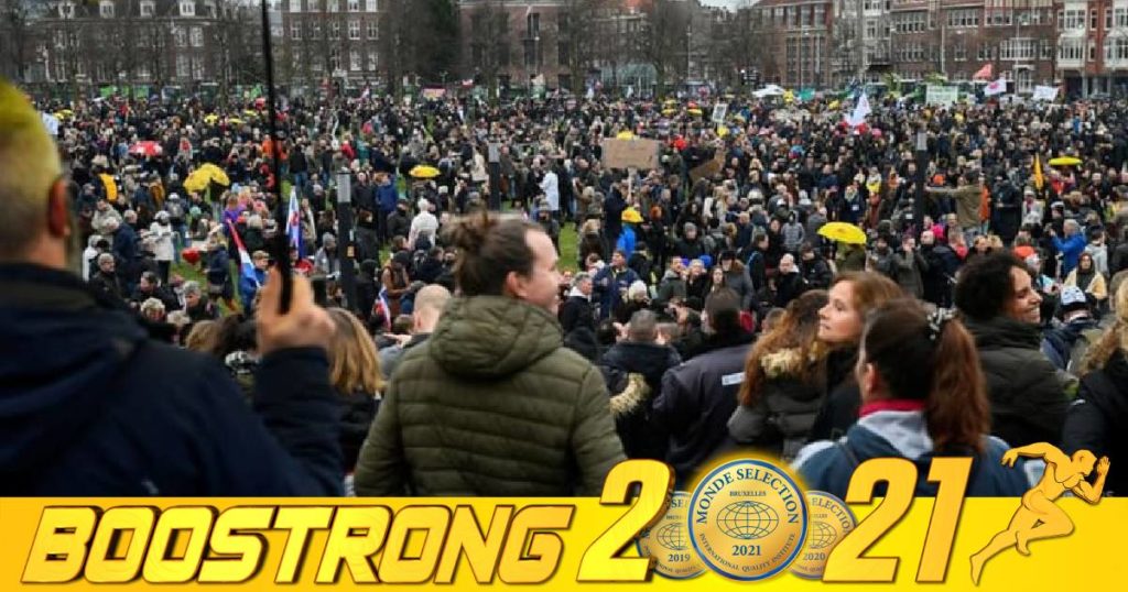 ពលរដ្ឋហូឡង់ធ្វើបាតុកម្មប្រឆាំងយុទ្ធនាការចាក់វ៉ាក់សាំងនិងវិធានការទប់ស្កាត់កូវីដ-១៩របស់រដ្ឋាភិបាល ខណៈអាជ្ញាធរហូឡង់បានរកឃើញអ្នកឆ្លងកូវីដ-១៩ក្នុងចំនួនច្រើនបំផុតមិនធ្លាប់មាន