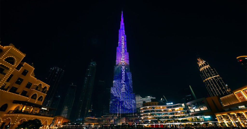 ក្រុមហ៊ុន ASUS បានបាញ់ភ្លើង Lightshow លើអគារ Burj Khalifa សម្រាប់ព្រឹត្តិការណ៍សម្ពោធប្រតិបត្តិការកំពូល