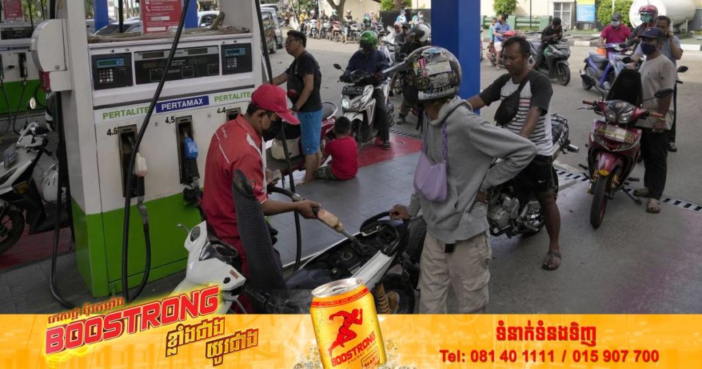 ឥណ្ឌូនេស៊ីកំពុងពិចារណាទិញប្រេងឥន្ទនៈពីរុស្ស៊ីមកប្រើប្រាស់ ក្រោយតម្លៃប្រេងសាំងក្នុងប្រទេសខ្លួនកើនឡើង ៣០%