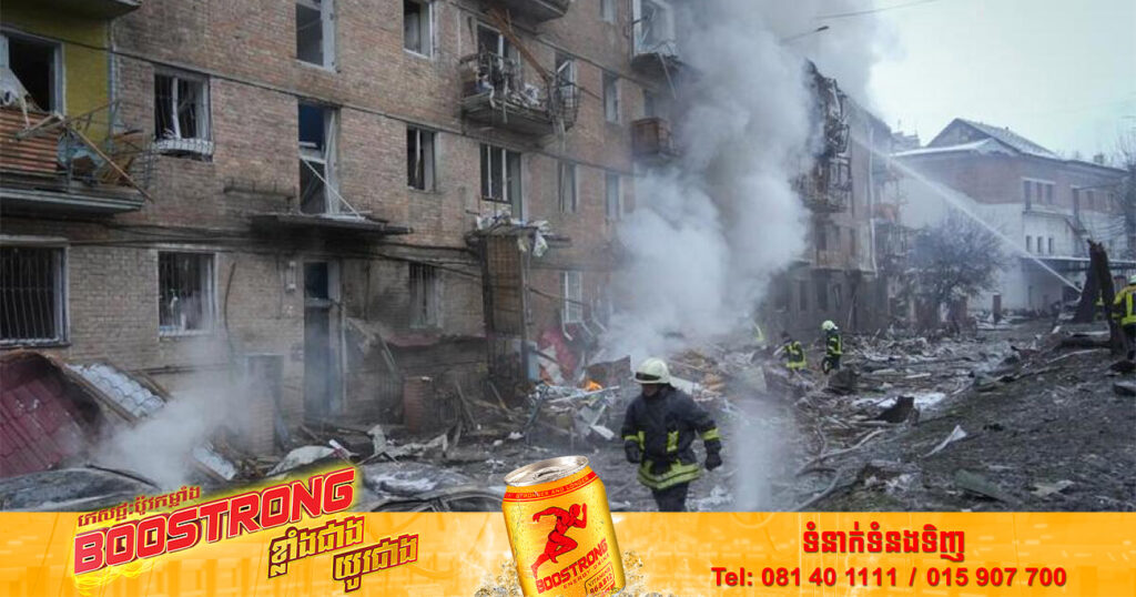 ពលរដ្ឋអ៊ុយក្រែននឹងត្រូវប្រឈមជាមួយអាកាសធាតុចុះត្រជាក់ខ្លាំងនិងរស់នៅក្នុងភាពងងឹតក្នុងរដូវរងានេះ ខណៈការផ្គត់ផ្គង់អគ្គិសនីនិងទឹកទៅកាន់តំបន់ជាច្រើនត្រូវបានកាត់ផ្តាច់