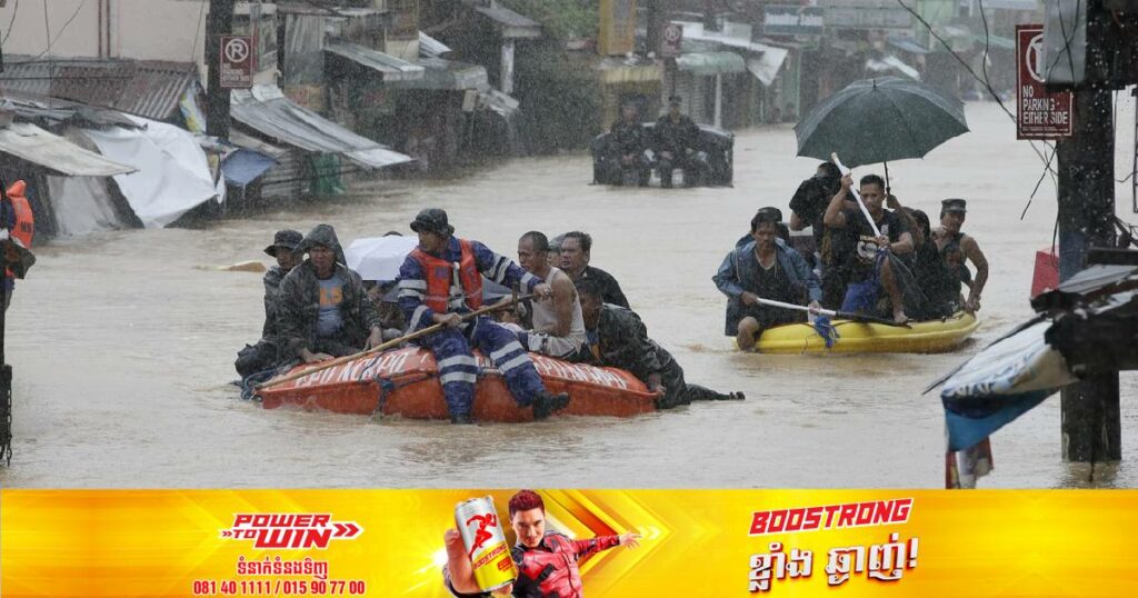 ទឹកជំនន់ចំថ្ងៃបុណ្យណូអែលបានផ្តាច់យកជីវិតពលរដ្ឋហ្វីលីពីន ២នាក់ ខណៈរាប់ម៉ឺននាក់ទៀតត្រូវជម្លៀសខ្លួនជាបន្ទាន់