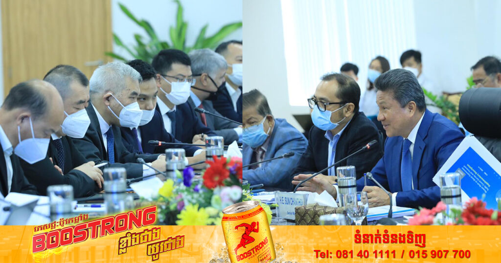 គម្រោងហេដ្ឋារចនាសម្ព័ន្ធផ្លូវល្បឿនលឿនភ្នំពេញ-ក្រុងបាវិត ត្រូវបានលើកមកប្រជុំពិនិត្យ និងពិភាក្សាបន្ត ដើម្បីឈានទៅរកការចុះកិច្ចព្រមព្រៀងសម្បទាន នាពេលខាងមុខនេះ