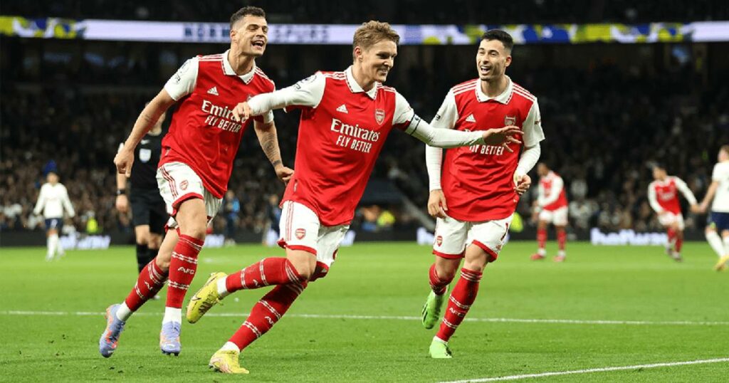 Arsenal បំបែកកំណត់ត្រាថ្មីមួយក្រោយបំបាក់ Spur ក្នុងលទ្ធផល ២ : ០