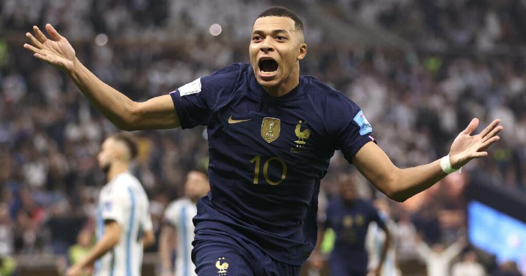 Real Madrid ត្រៀមរួចរាល់ហើយក្នុងការនាំយក Kylian Mbappé ទៅអេស្ប៉ាញ ប្រសិនបើរូបគេយល់ព្រម