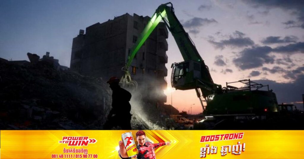 អាយុថ្លៃមែន! ជាប់ក្រោមគំនរបាក់បែកនៅតួកគីអស់រយៈពេល ១៨២ម៉ោងហើយ តែក្មេងប្រុសម្នាក់នៅមានសំណាងនៅរស់រានមានជីវិត