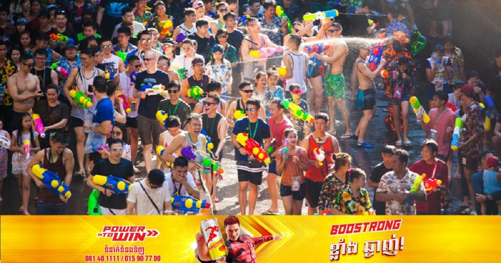 ថៃរំពឹងបង្កើតប្រាក់ចំណូលបានជិត ៤០០លានដុល្លារពីពិធី “បុណ្យសង្ក្រាន្តឆ្នាំថ្មី” ដែលមានរយៈពេលឈប់សម្រាកចំនួន ៥ថ្ងៃ