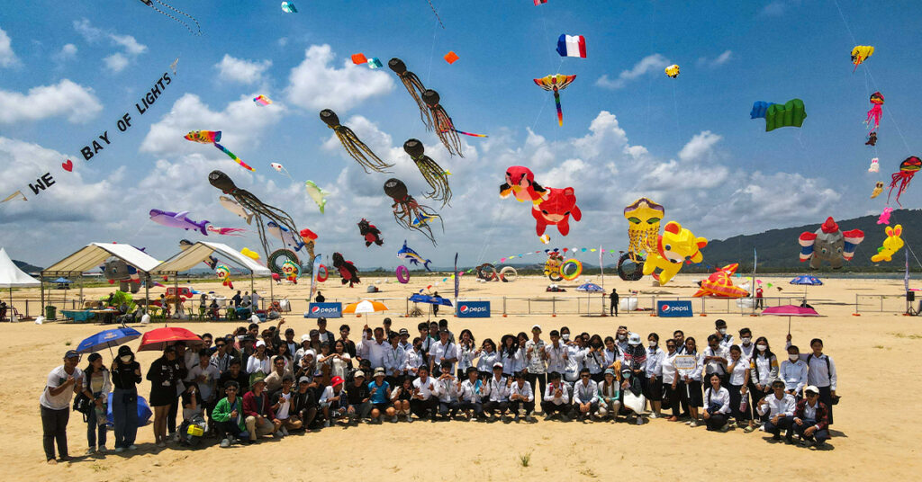 មូលនិធិព្រីនស៍ ផ្តល់ឱកាសដល់សិស្សនិស្សិតកម្ពុជាចូលរួមក្នុងសកម្មភាពវប្បធម៌អំពីការធ្វើខ្លែងនៅក្នុងព្រឹត្តិការណ៍ SkyFest ២០២៣