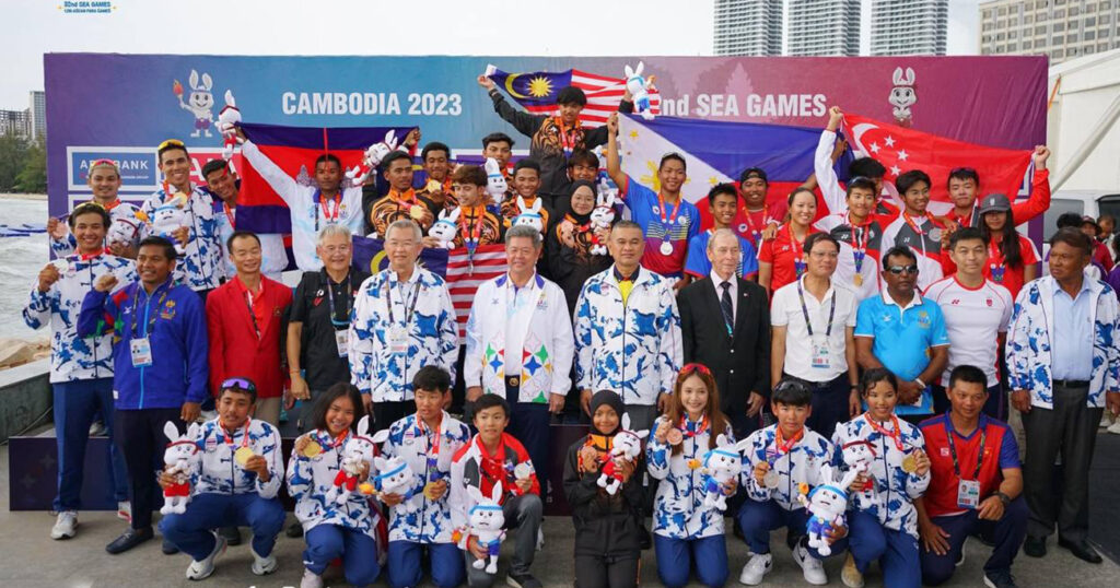 កីឡាទូកក្ដោង កម្ពុជាទទួលបានមេដាយប្រាក់ ១គ្រឿង និងសំរឹទ្ធ ២គ្រឿង បន្ទាប់ពីបញ្ចប់ ៩ វិញ្ញាសាដោយជោគជ័យ