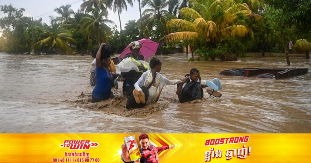 ទឹកជំនន់បានផ្តាច់យកជីវិតពលរដ្ឋហៃទីជាង ៤០នាក់ និងបង្ខំឲ្យពលរដ្ឋជាង​ ១ម៉ឺននាក់ផ្សេងទៀតបង្ខំចិត្តជម្លៀសខ្លួនជាបន្ទាន់