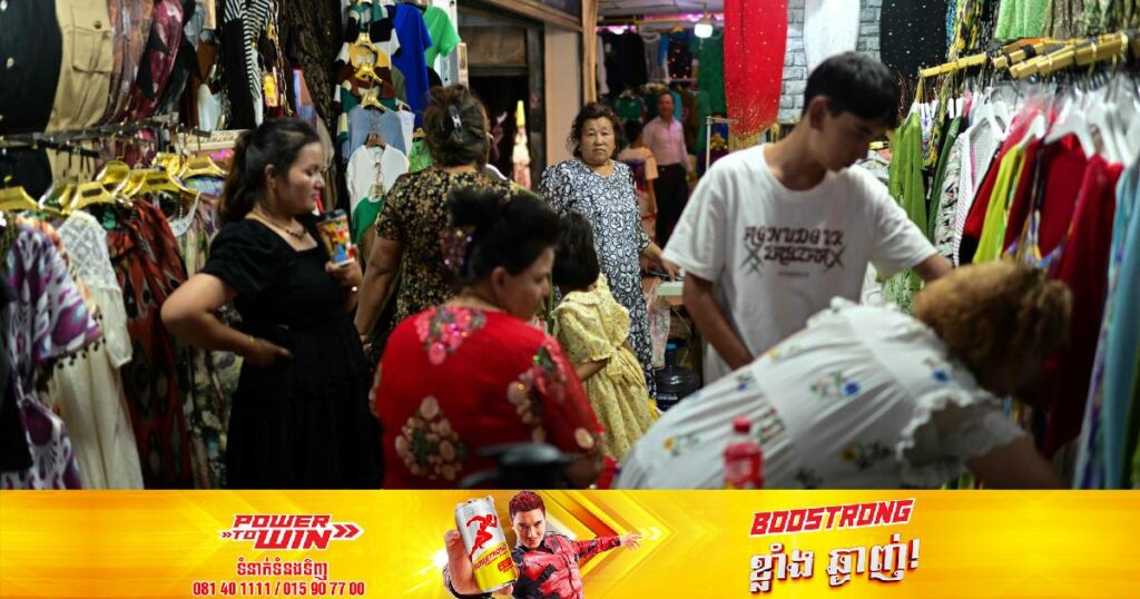 ចិនកំពុងពិចារណាអនុវត្តច្បាប់ពិន័យអ្នកស្លៀកពាក់មានលក្ខណៈ “ធ្វើឲ្យប៉ះពាល់ដល់ស្មារតីសាធារណជន” ជាទឹកប្រាក់ជាង ៦៨០ដុល្លារ