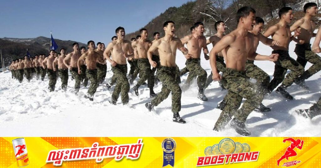 កូរ៉េខាងត្បូងអនុម័តច្បាប់ហាមឃាត់ទំនាក់ទំនងស្នេហាភេទដូចគ្នាក្នុងចំណោមកងកម្លាំងប្រដាប់អាវុធ