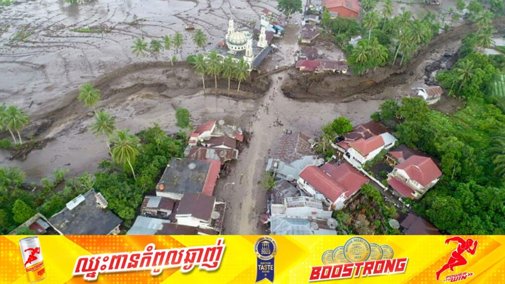 តួលេខអ្នកបាត់បង់ជីវិតដោយទឹកជំនន់នៅកោះស៊ូម៉ាត្រាកើនឡើងដល់ ៦៧នាក់ និង២០នាក់កំពុងបាត់ខ្លួន