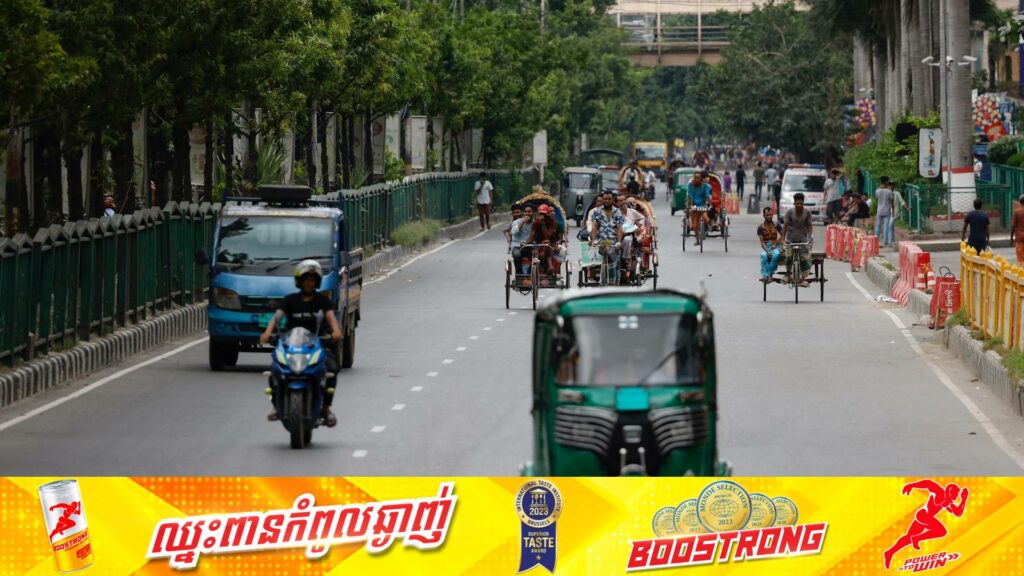 អាជីវកម្មជាច្រើននៅបង់ក្លាដែស កំពុងរងផលប៉ះពាល់យ៉ាងខ្លាំង ក្រោយរដ្ឋាភិបាលសម្រេចផ្តាច់អ៊ីនធឺណិតទូទាំងប្រទេស