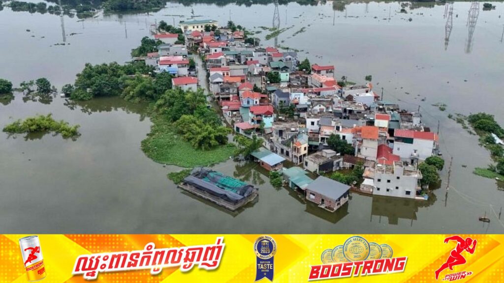 កុមារវៀតណាមរាប់ពាន់នាក់ត្រូវកាត់ផ្តាច់ពីការសិក្សា ក្រោយសហគមន៍របស់ពួកគេត្រូវហ៊ុមព័ទ្ធដោយទឹកជំនន់