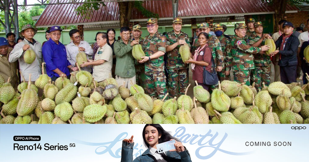 ផ្លែទុរេនប្រមាណជាង ៤តោន ប្រជាពលរដ្ឋ២ឃុំ ស្រុកសំឡូត យកមកប្រគល់ជូនទីបញ្ជាការទិសទី១ សម្រាប់ជួយដល់កម្លាំងជួរមុខការពារព្រំដែន