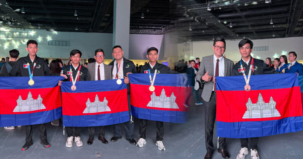 អបអរសាទរ! កម្ពុជាដណ្ដើមបានមេដាយចំនួន៤ ពីកម្មវិធីប្រកួតប្រជែងជំនាញអាស៊ាន លើកទី១៤ ឆ្នាំ២០២៥ នៅប្រទេសហ្វីលីពីន