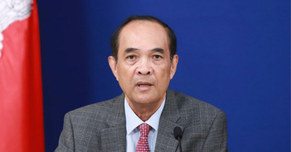 អ្នកនាំពាក្យក្រសួងការបរទេស ថ្លែងបញ្ជាក់ថា កម្ពុជាបន្តអំពាវនាវឱ្យថៃគោរពការព្រមព្រៀង ១៣ចំណុច ក្នុងកិច្ចប្រជុំវិសាមញគណៈកម្មាធិការព្រំដែនទូទៅកម្ពុជា-ថៃ នៅប្រទេសម៉ាឡេស៊ី ឱ្យបានម៉ឺងម៉ាត់