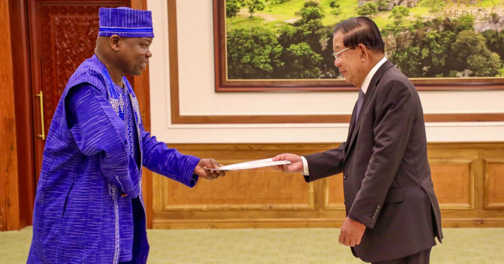 សម្តេចតេជោ ហ៊ុន សែន៖ ជាប្រទេសក្រីក្រ អ្វីដែលយើងប្រយ័ត្នបំផុតនោះ គឺជំនួយពីបរទេស ដែលជំនួយខ្លះនឹងជះផលអវិជ្ជមានផងដែរ ប្រសិនបើយើងខ្វះការគិតគូរឲ្យបានត្រឹមត្រូវ