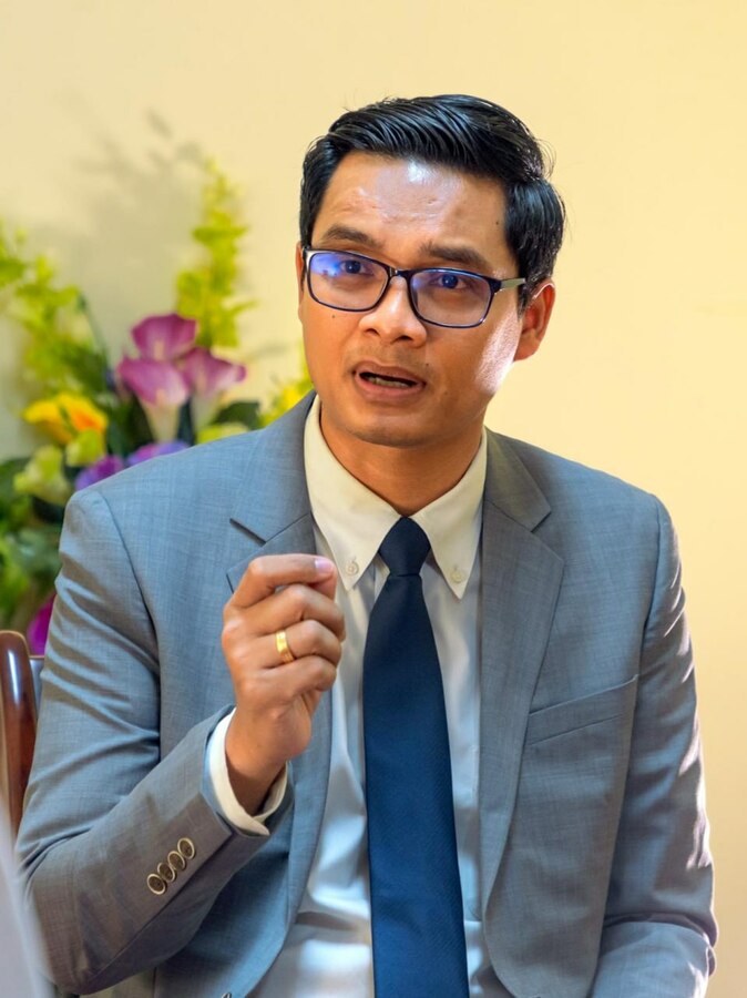 ការងារសម្រាប់អតីតពលករខ្មែរ