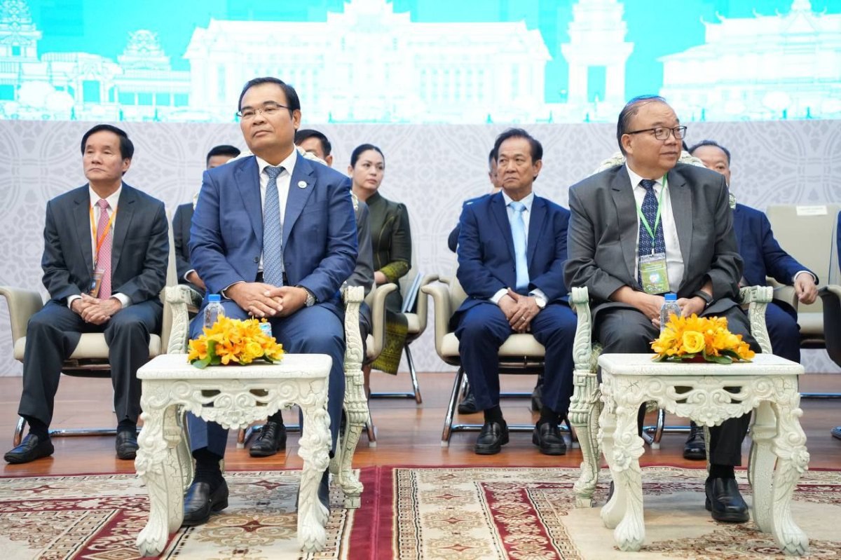 ផ្ទះសម្បែង