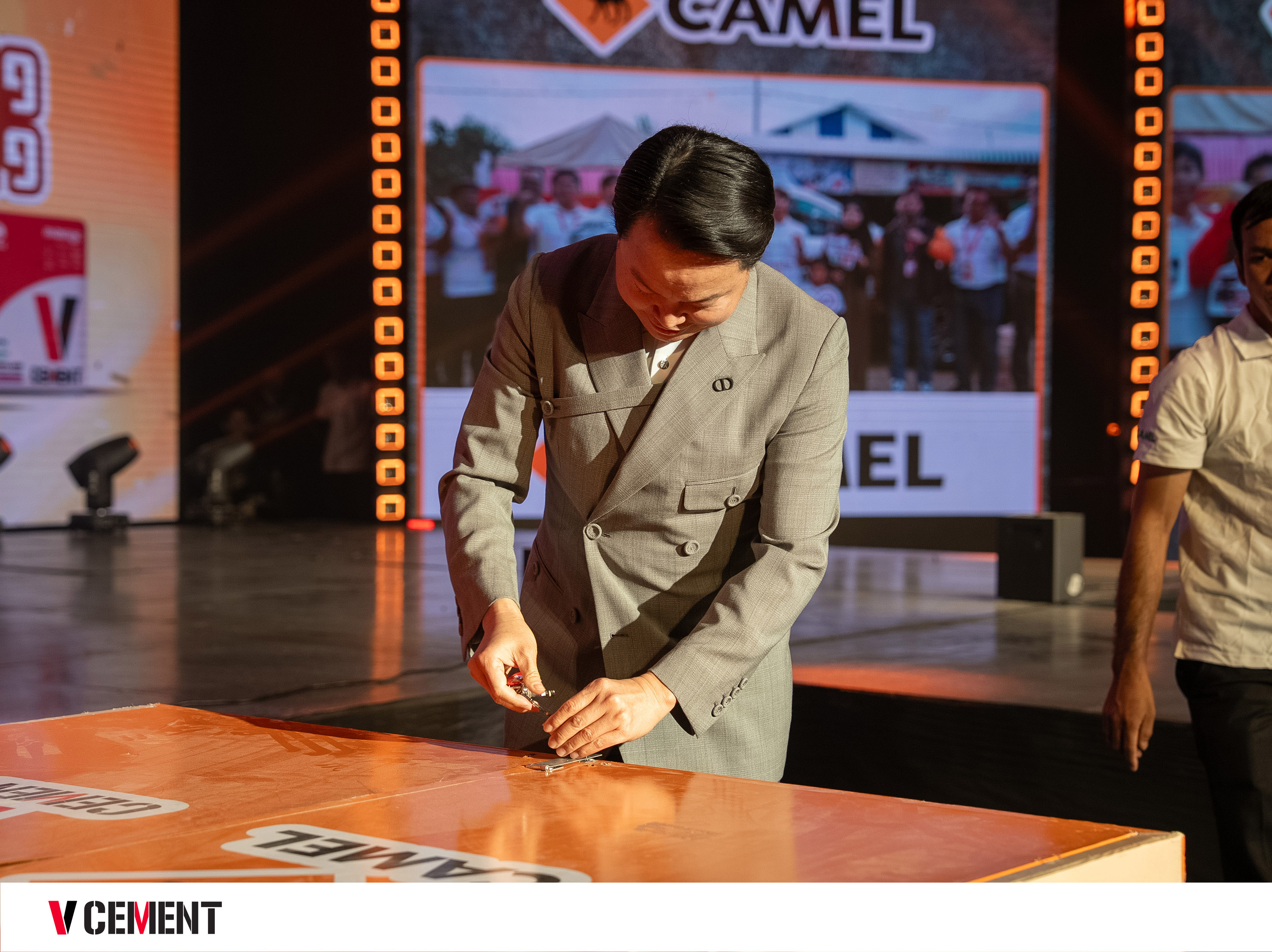 This image has an empty alt attribute; its file name is 31-11.jpg