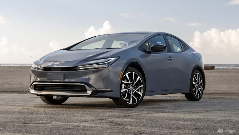 Toyota ប្រមូលរថយន្ត Prius ជាង ១,៣០០គ្រឿងនៅសិង្ហបុរីចូលក្រុមហ៊ុនវិញ ក្រោយរកឃើញបញ្ហាបច្ចេកទេសដែលធ្វើឱ្យទ្វារខាងក្រោយអាចបើកដោយខ្លួនឯងក្នុងពេលកំពុងបើកបរ