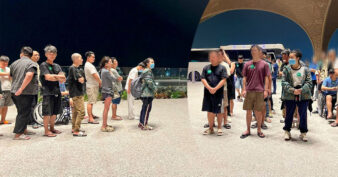 ជនជាតិចិន ៣២៧នាក់ ត្រូវបានបណ្ដេញចេញពីកម្ពុជា ក្រោយរកឃើញជាប់ពាក់ព័ន្ធករណីឆ-បោកតាមប្រព័ន្ធអនឡាញ