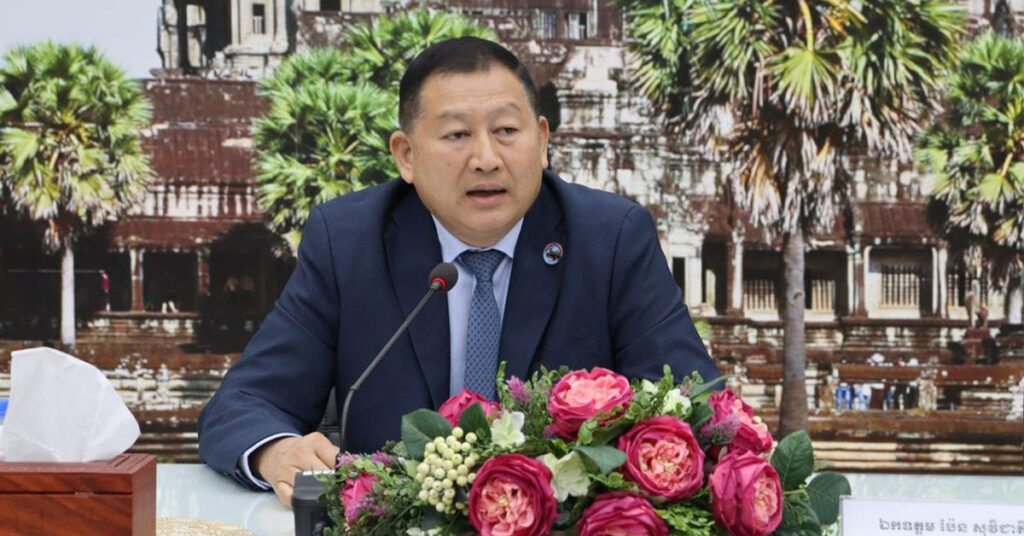 មន្ត្រីជាន់ខ្ពស់ក្រសួងពាណិជ្ជកម្ម បញ្ជាក់ថា តម្លៃសាំងបច្ចុប្បន្នមិនទាន់ឡើងដល់៨ពាន់រៀលទេ