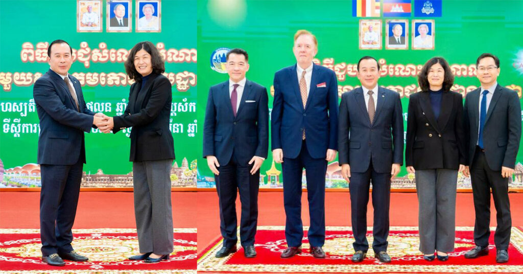 សមាគមភោជនីយដ្ឋានកម្ពុជា (CRA) ប្តេជ្ញាចូលរួមជាមួយក្រសួងទេសចរណ៍ តាមរយៈយន្តការភាពជាដៃគូរវាងរដ្ឋ និងឯកជន លើសេវាកម្មភោជនីយដ្ឋាន ដើម្បីលើកកម្ពស់គុណភាពសេវាកម្មម្ហូបអាហារ និងភេសជ្ជៈ