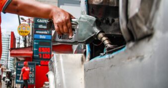 ហ្វីលីពីន អនុញ្ញាតឱ្យបុគ្គលិករដ្ឋមកធ្វើការងារត្រឹម ៤ថ្ងៃ/១សប្តាហ៍ ដើម្បីឆ្លើយតបនឹងបញ្ហាប្រេងឥន្ទនៈឡើងថ្លៃ