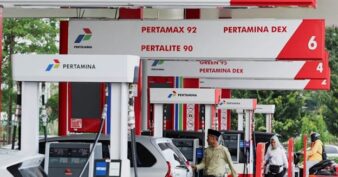 ឥណ្ឌូណេស៊ី កំណត់ឱ្យរថយន្តមួយគ្រឿងអាចចាក់ប្រេងឥន្ទនៈបានត្រឹម ៥០លីត្រក្នុងមួយថ្ងៃ