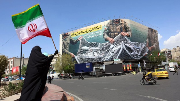 អ៊ីរ៉ង់យល់ព្រមធានាសុវត្ថិភាពសម្រាប់ចរាចរណ៍ឆ្លងកាត់ច្រកសមុទ្រហ័រមូសរយៈពេល ២សប្តាហ៍