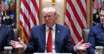 លោក ដូណាល់ ត្រាំ ស្នើសុំថវិកាការពារជាតិ​ ជិត ១,៥ ទ្រីលានដុល្លារពីសភាអាមេរិក