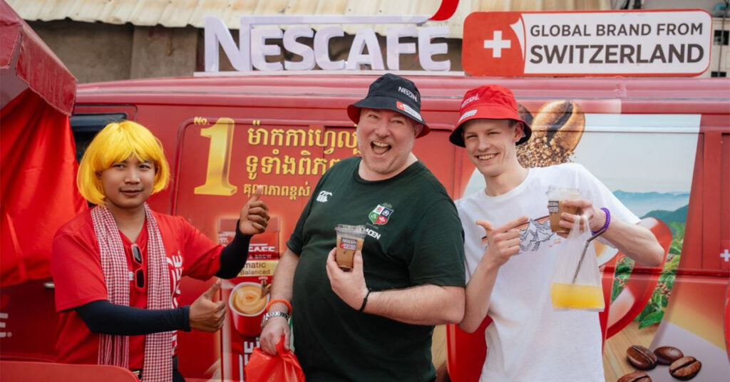 ណេសកាហ្វេ (NESCAFÉ) ផ្សាភ្ជាប់ទំនាក់ទំនងជាមួយយុវជនកម្ពុជាក្នុងព្រឹត្តិការណ៍នគរសង្ក្រាន្តតាមរយៈការសាទរដ៏រីករាយ