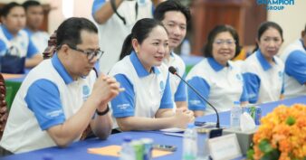 ថវិការបស់ក្រុមហ៊ុនឆេមពានគ្រុប ដែលបានពីការប្រគុំតន្ត្រី “Nico The Solo Concert” ត្រូវបាននាំយកទៅប្រគល់ជូនវីរ:កងទ័ពដោយផ្ទាល់ហើយ!