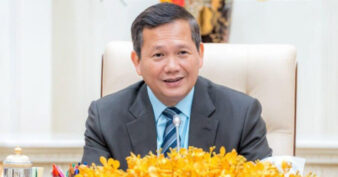 កម្ពុជា ចូលជាសមាជិករបស់អង្គការយូណេស្កូ ដោយបានចុះបញ្ជីនូវសម្បតិ្តបេតិកភណ្ឌរូបី ចំនួន ៤, សម្បតិ្តបេតិកភណ្ឌអរូបី ចំនួន ៧ និងបញ្ជី​ស្មារតី​ចង​ចាំ​នៃ​ពិភព​លោក ចំនួន ៣